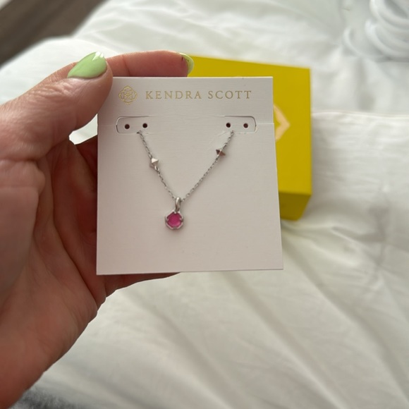 Kendra Scott Necklace NWT - Picture 2 of 3